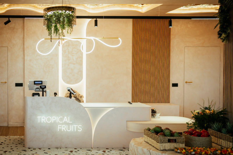 Tropical Fruit Paradise — Bistrița