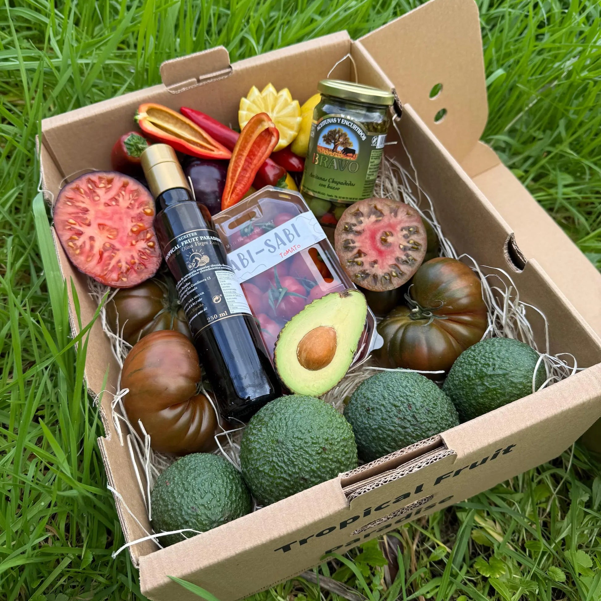 Mediterranean Salad box including avocado, heirloom tomatoes, lemon, and olive oil, fresh gourmet delivery by Tropical Fruit Paradise.