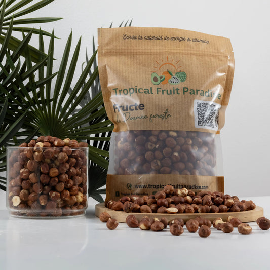 Shelled hazelnuts in a 500 g Tropical Fruit Paradise kraft pouch, round kernels with thin brown skins still on