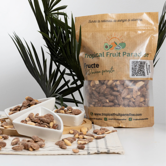 Salted almonds in a 500 g Tropical Fruit Paradise kraft pouch, skin-on kernels with a fine white salt crust